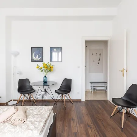Adorable And Charming 2Br In City Center, Astoria Budapest Exterior photo